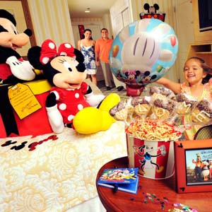 Mickey's Grand Welcome