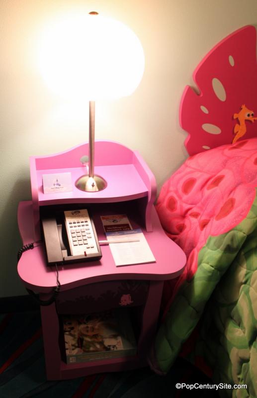 Nemo Nightstand