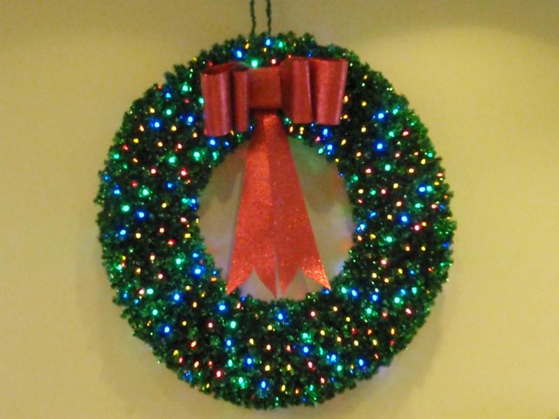 Pop Holiday Wreath 2